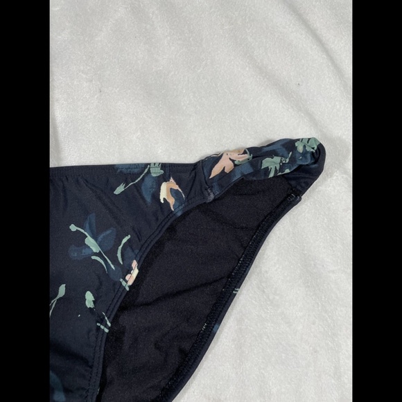 NEW O'Neill Christy Floral Twist Tab Bikini Bottom in‎ Black [SZ Large ] - Picture 7 of 12